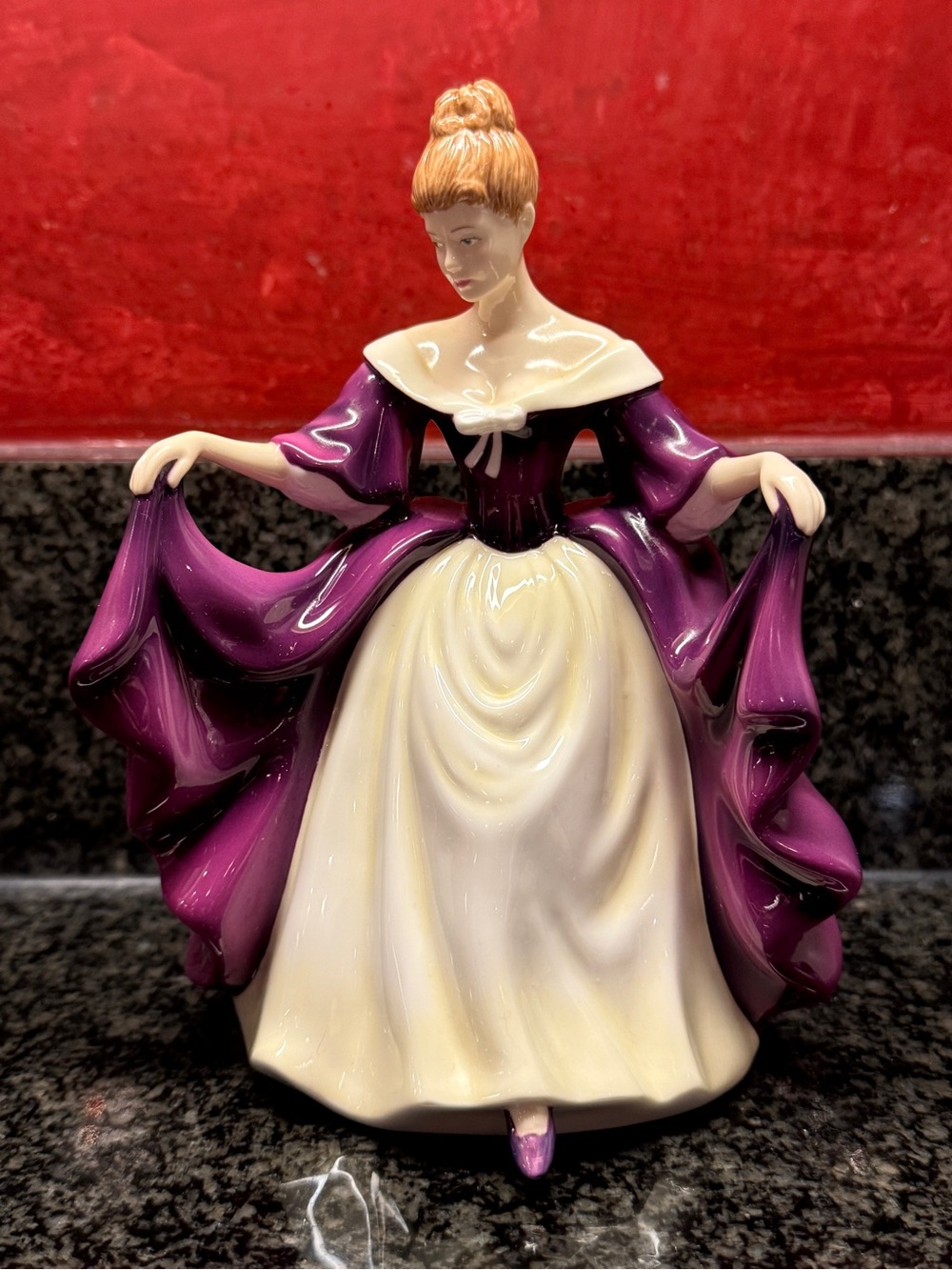 Royal Doulton Porcelain Figurine Pretty Ladies Ashley